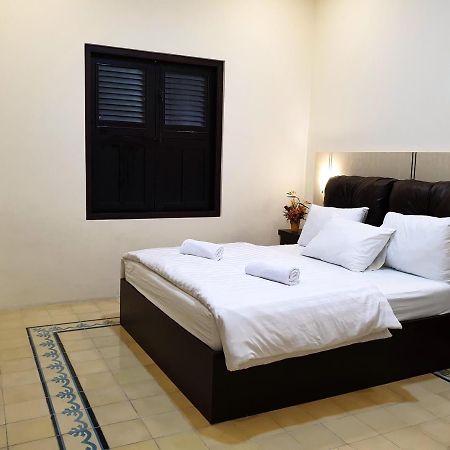 Malioboro Place Yogyakarta Exterior photo